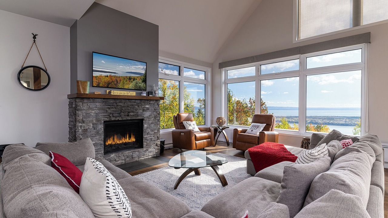 Photo of Livingroom in Saint-Joseph-de-la-Rive