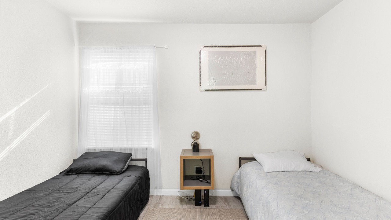 Photo of Bedroom in Compton