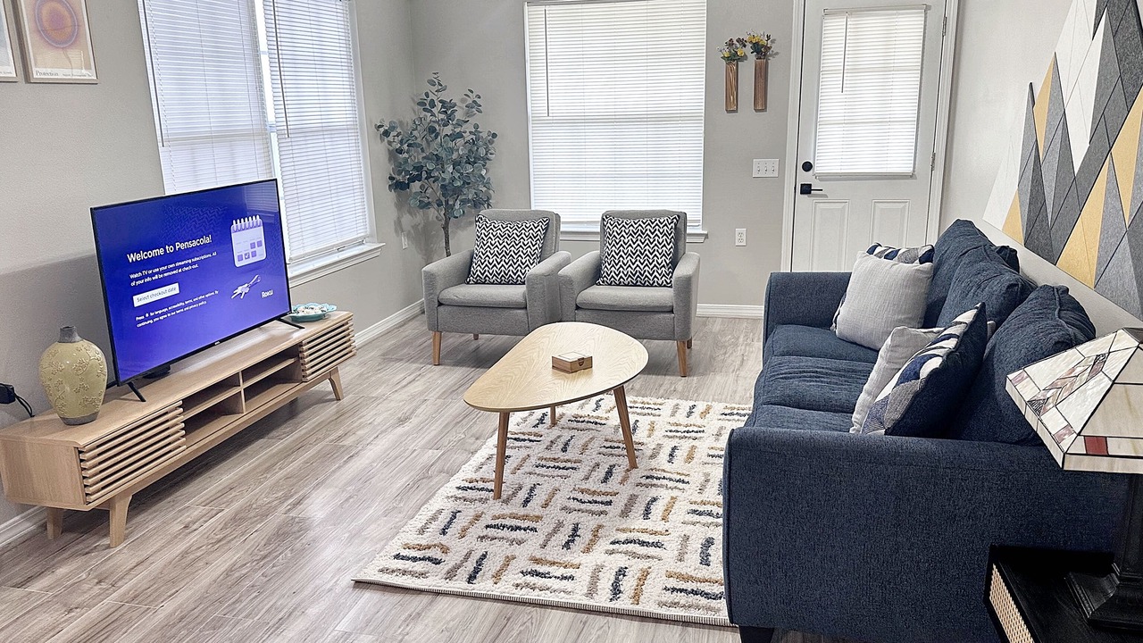 Photo of Livingroom in Pensacola