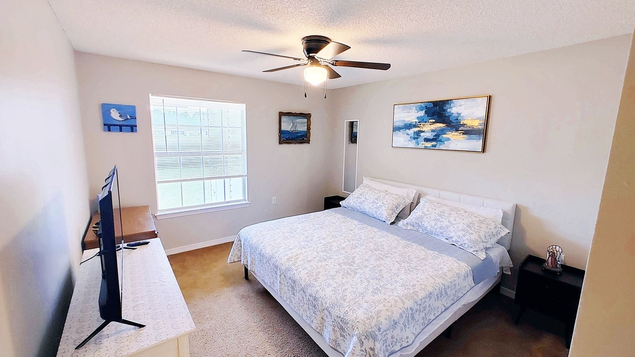 Photo of Bedroom in Pensacola
