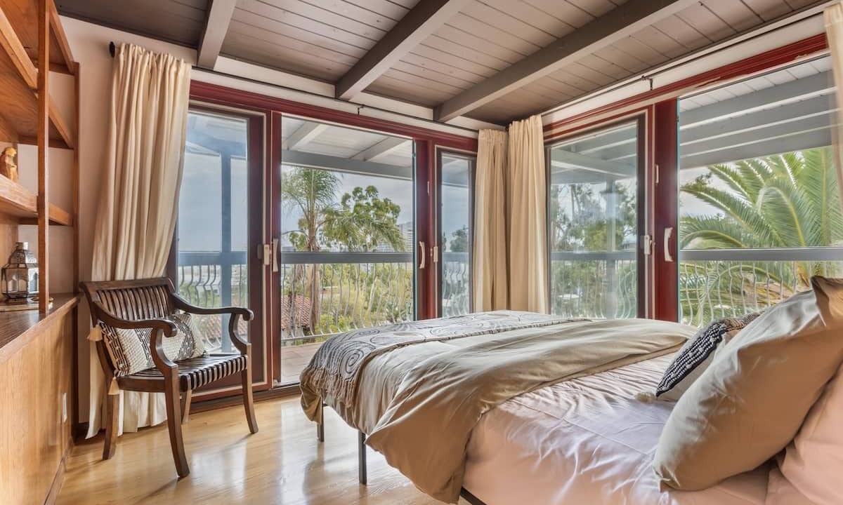 Photo of Bedroom in Hollywood