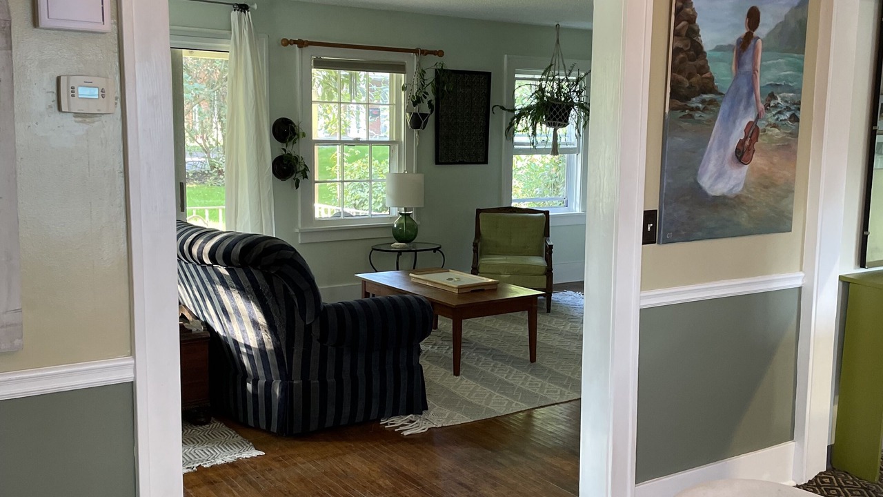 Photo of Livingroom in Lockport