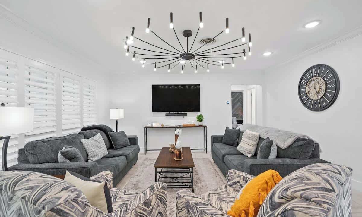 Photo of Bedroom in Cypress Lakes