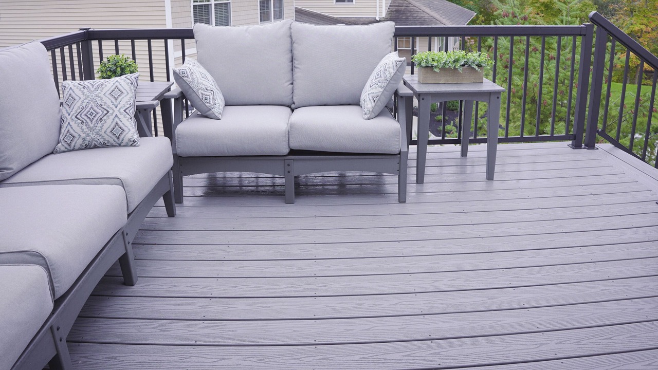 Photo of Patio Balcony in Lake View