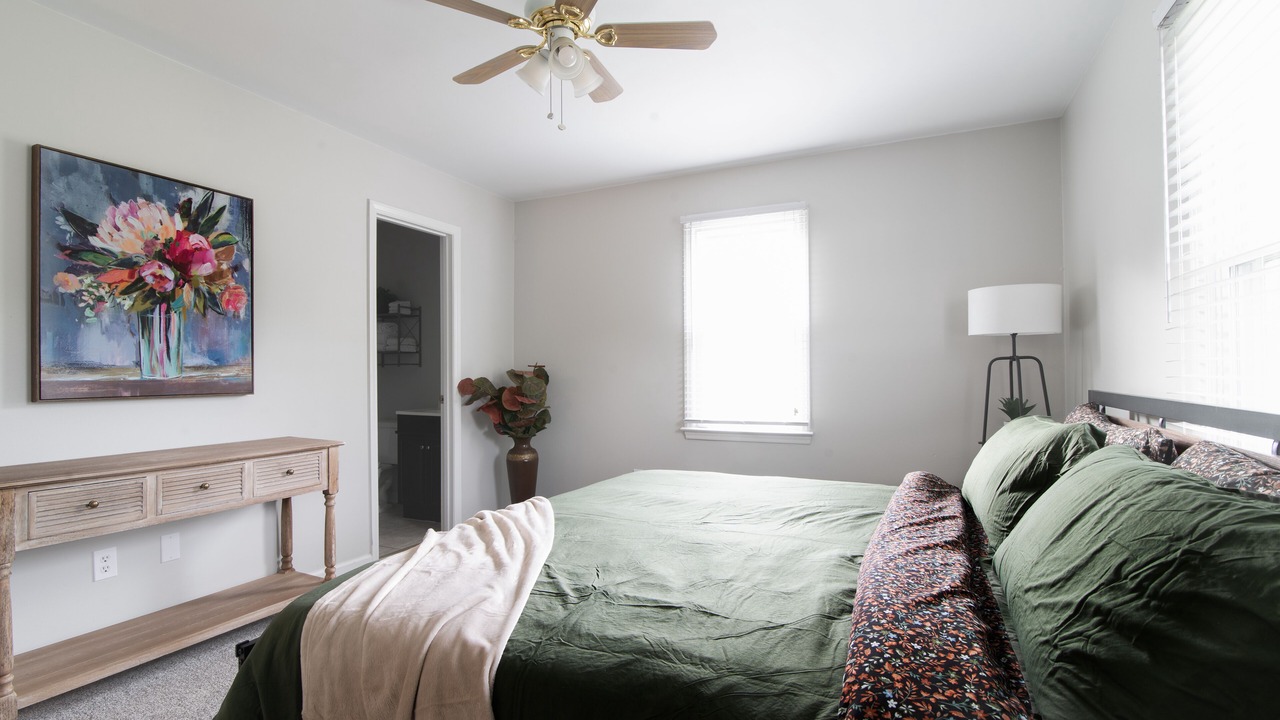 Photo of Bedroom in Apex