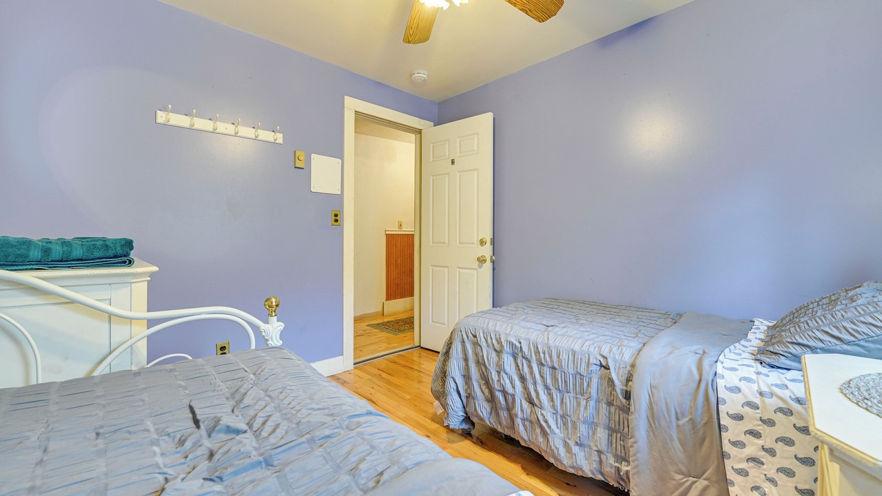 Photo of Bedroom in Lanesville