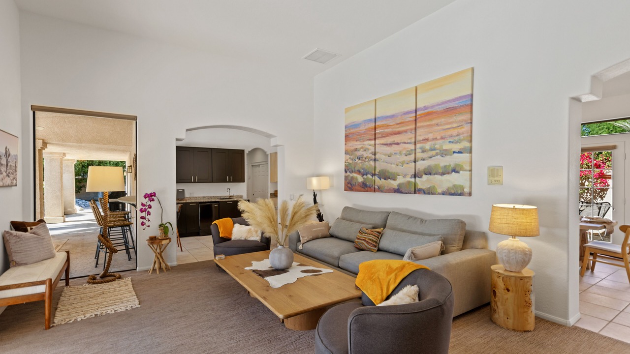 Photo of Livingroom in Little Tuscany