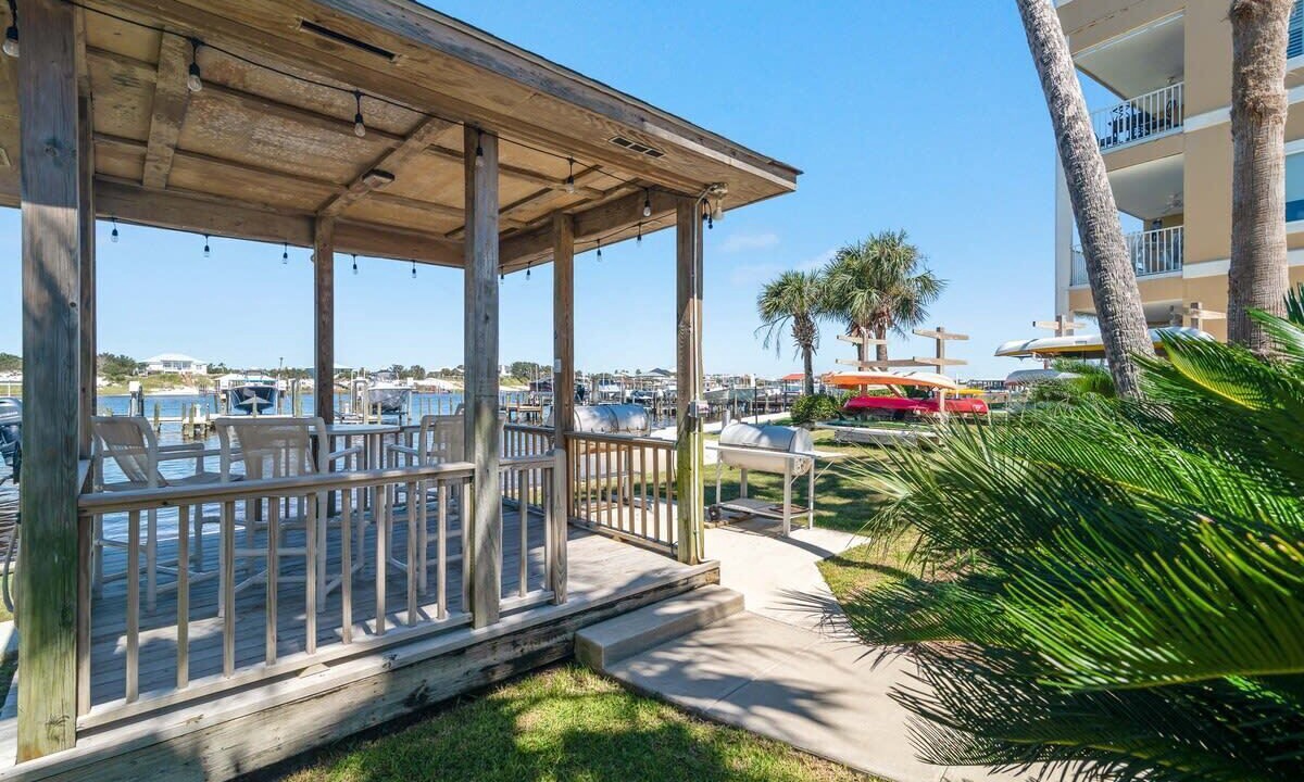 Photo of Outdoor in Orange Beach East