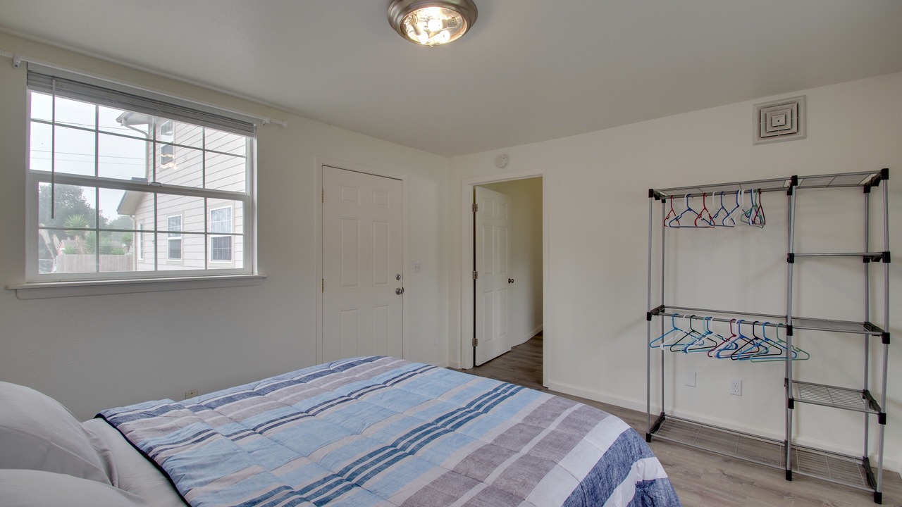 Photo of Bedroom in Crescent City North