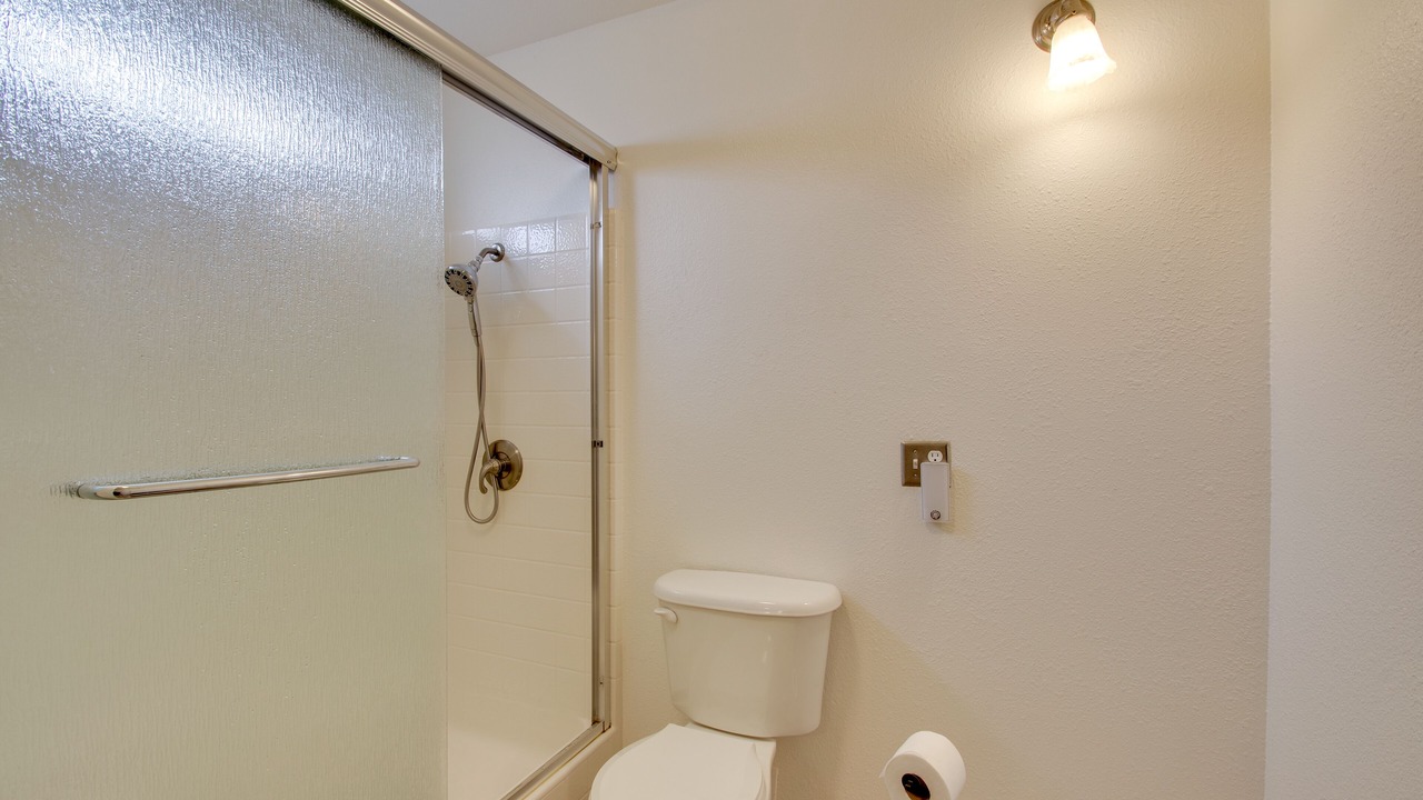 Photo of Bathroom in Crescent City North