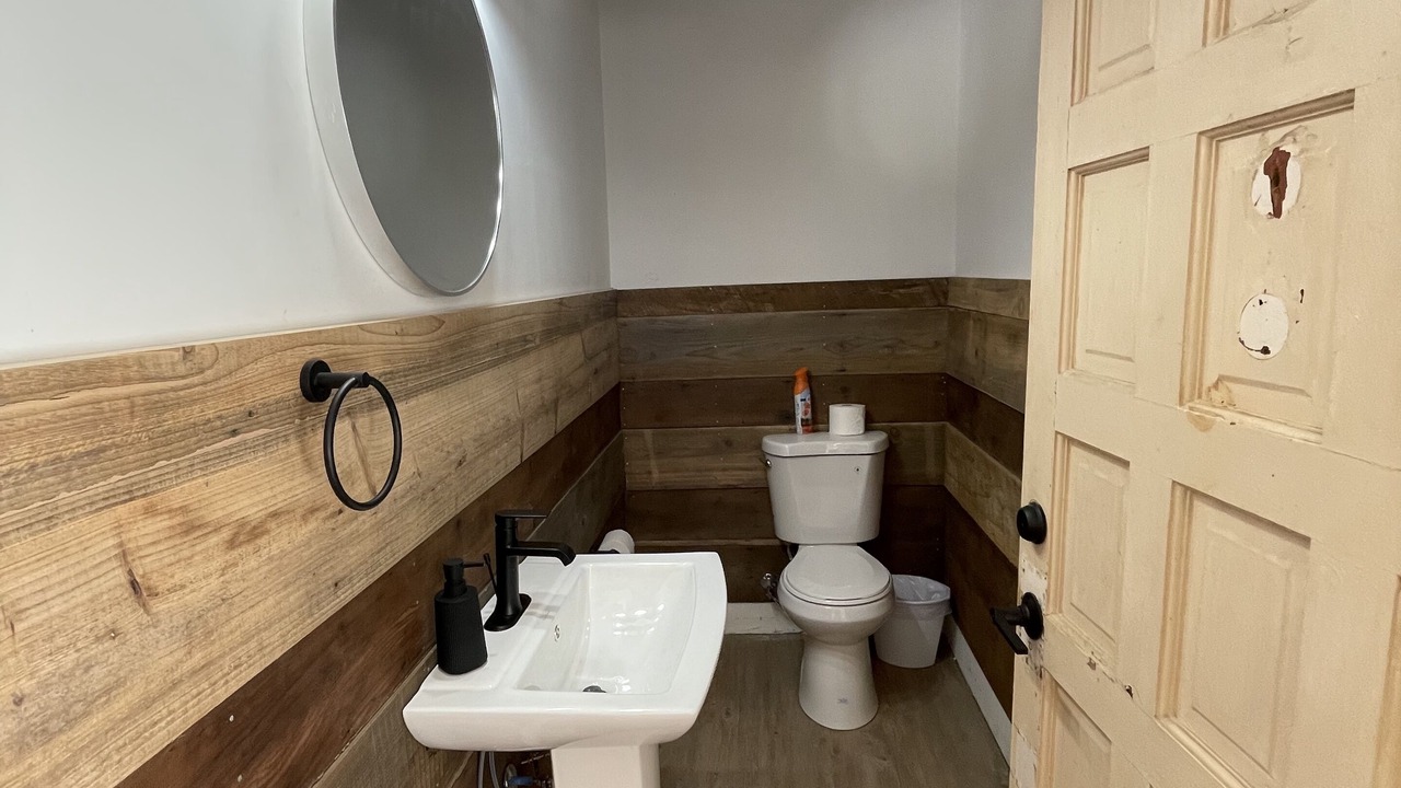Photo of Bathroom in Oxford