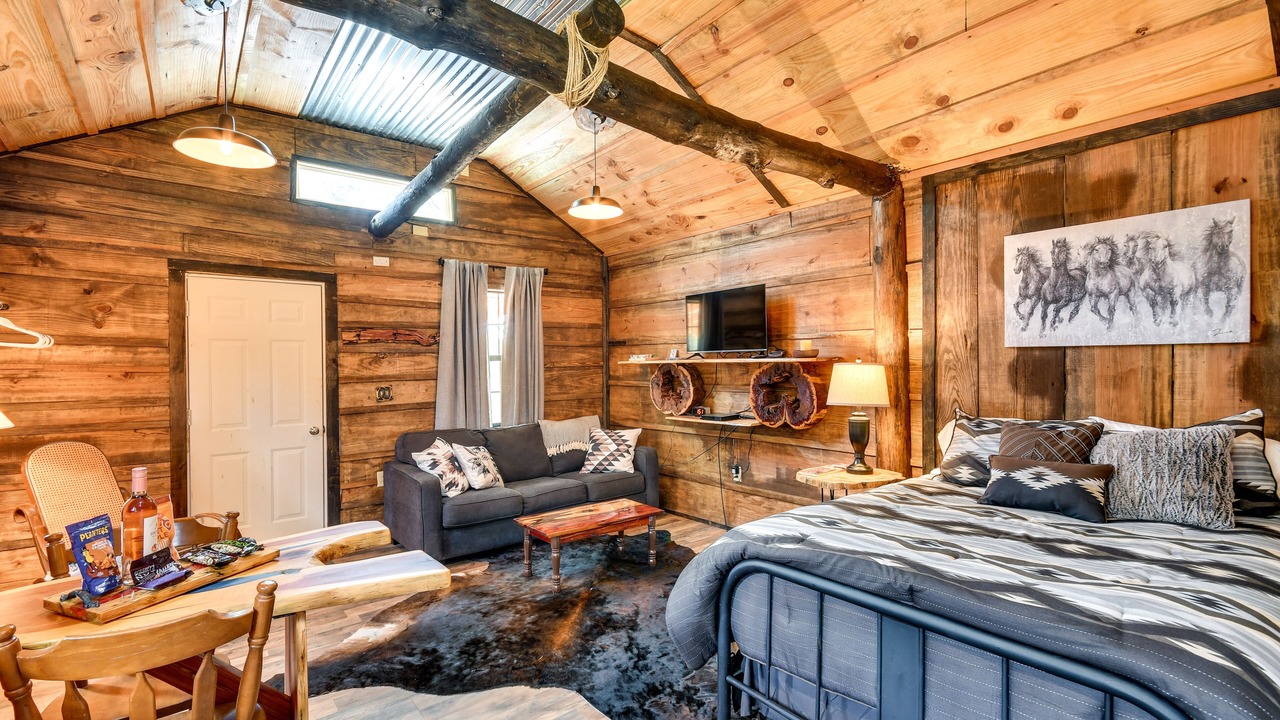 Photo of Bedroom in Abbeville
