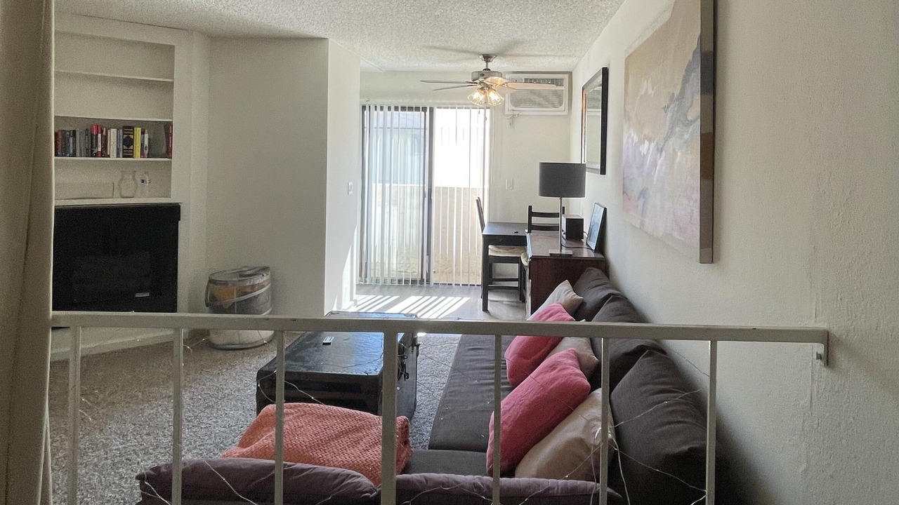 Photo of Livingroom in Norma Triangle