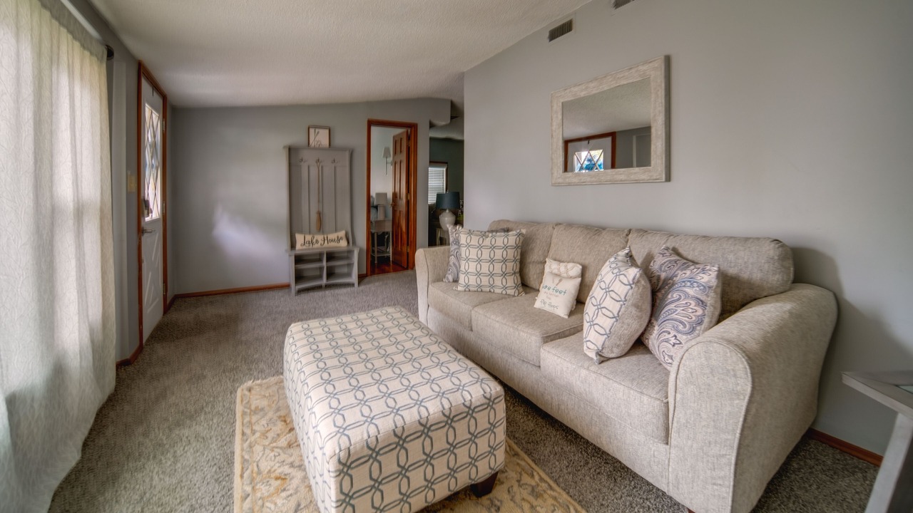 Photo of Livingroom in Erie