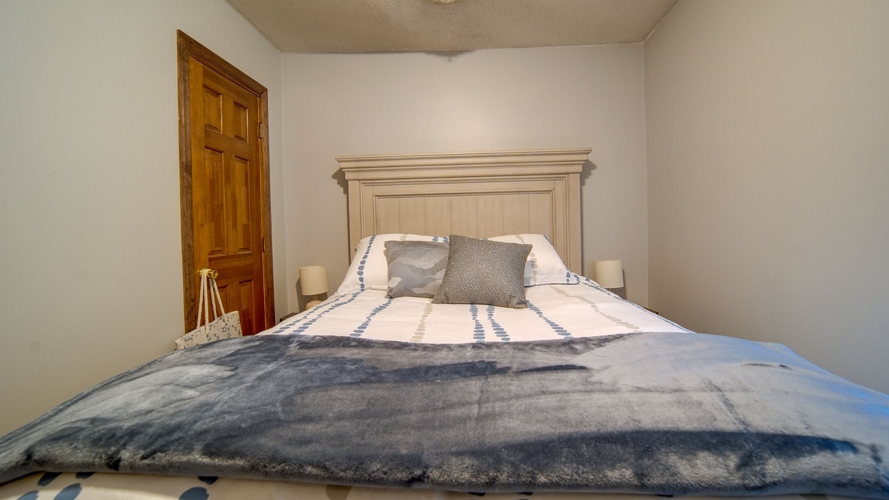Photo of Bedroom in Erie