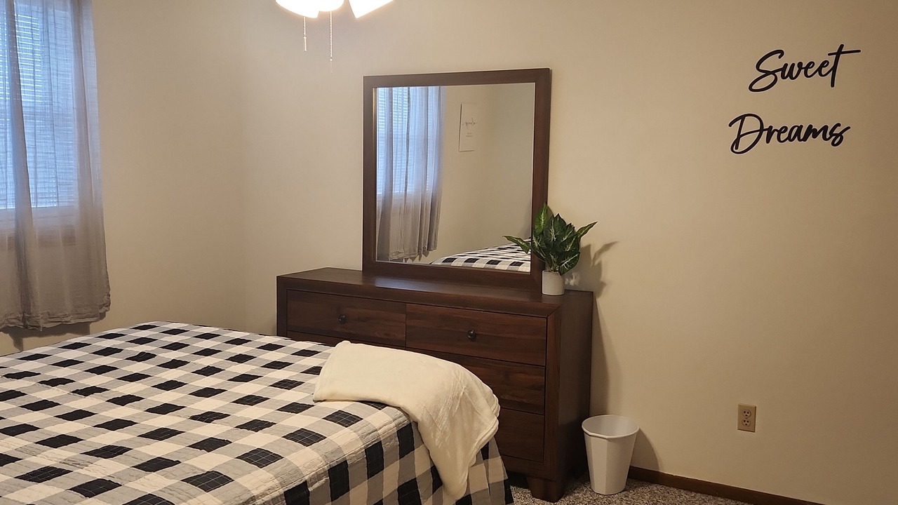 Photo of Bedroom in Niagara Falls