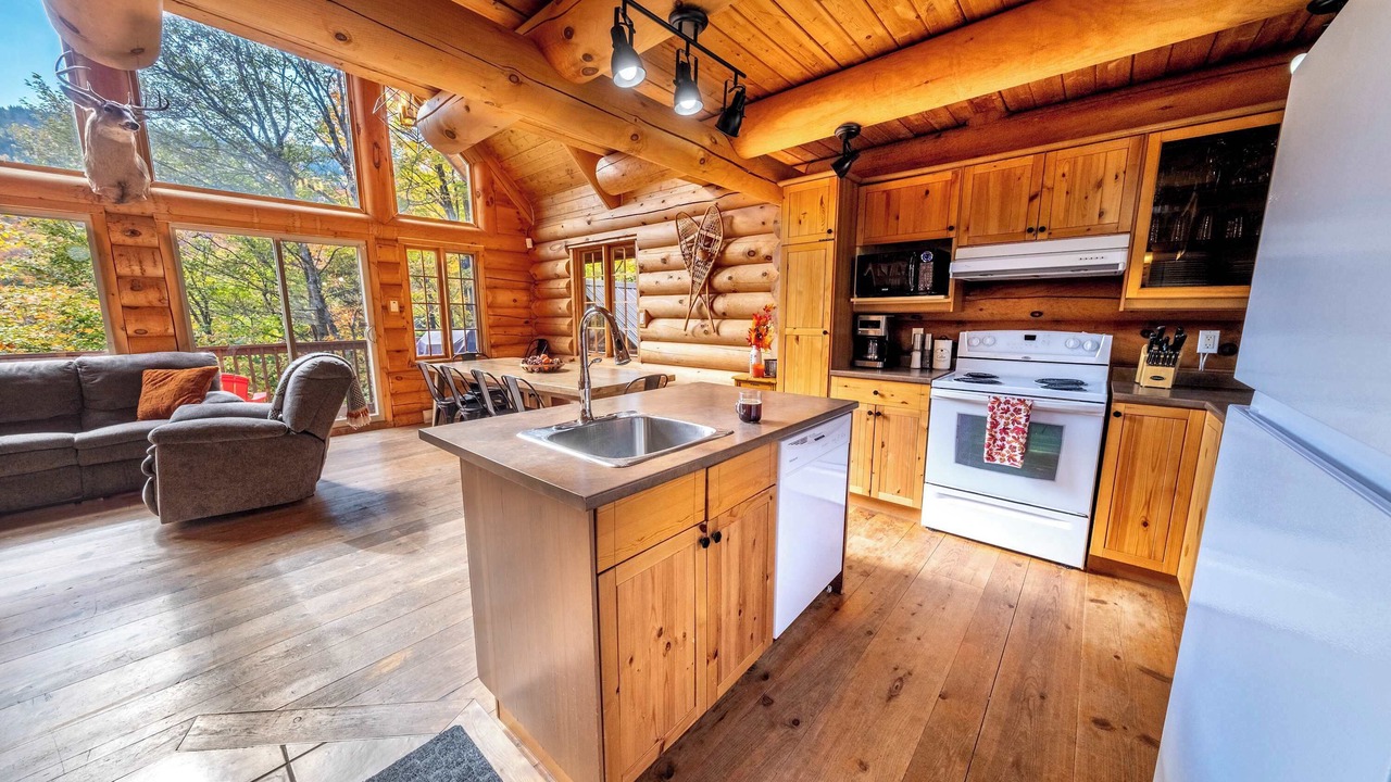 Photo of Kitchen in Notre-Dame-Auxiliatrice-de-Buckland