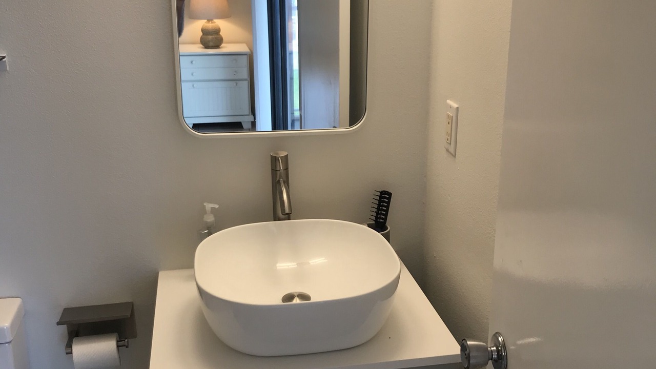 Photo of Bathroom in Golden Beach