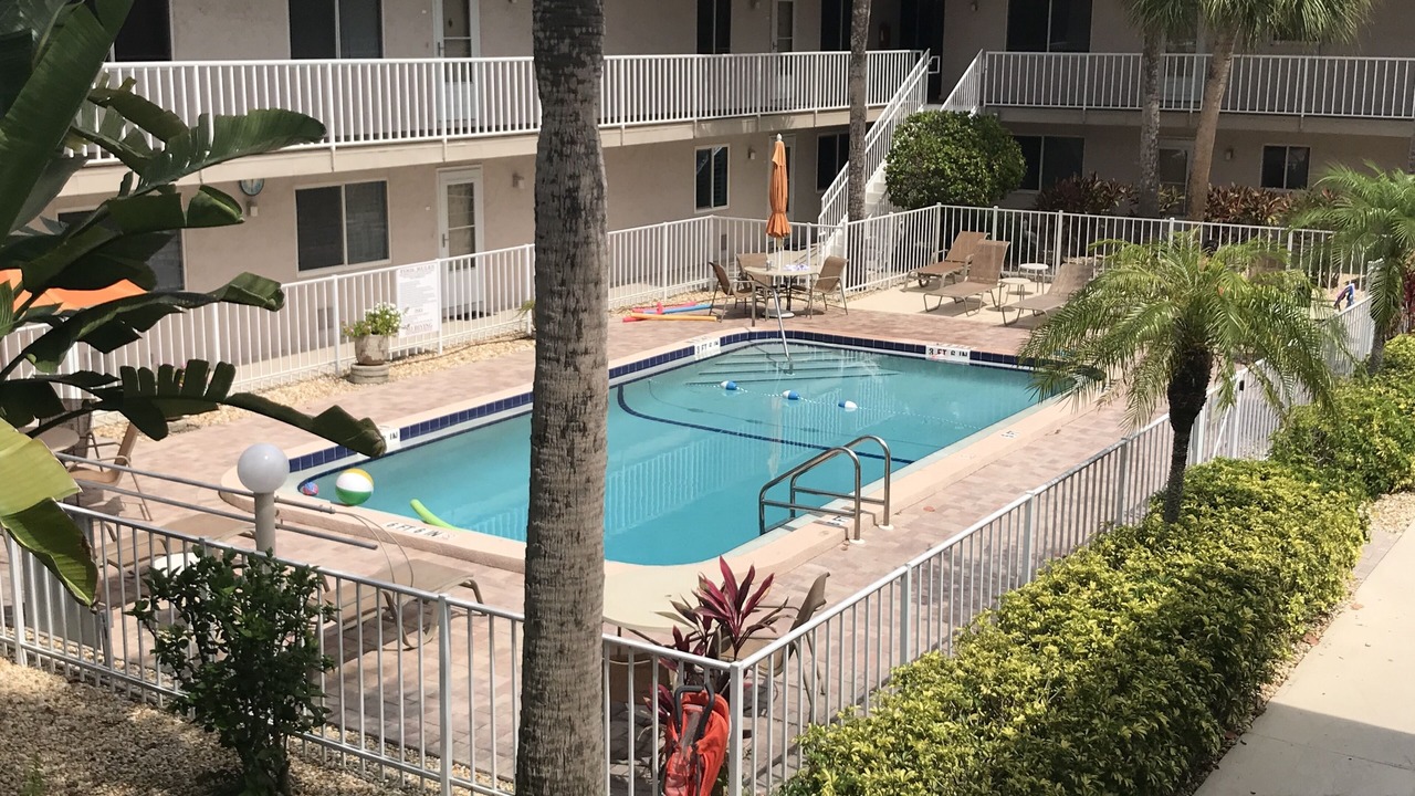 Photo of Outdoor in Golden Beach