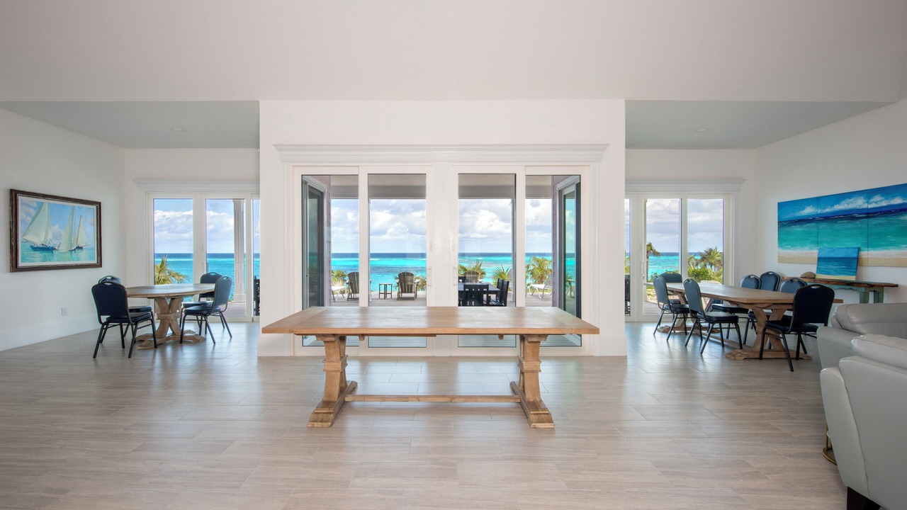 Photo of Bedroom in Governor's Harbour
