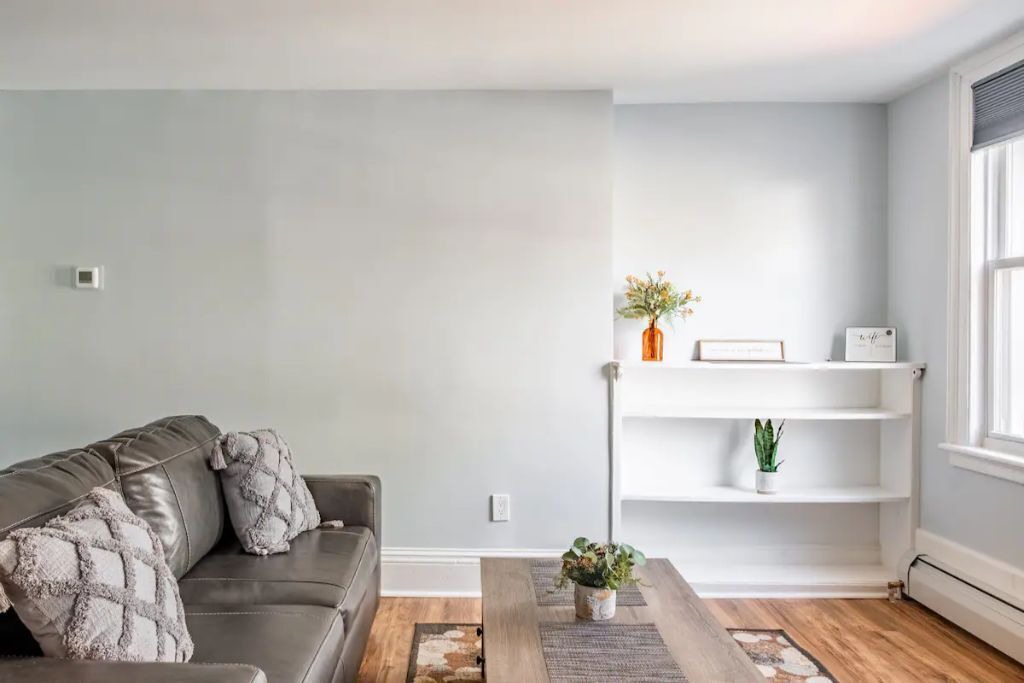 Photo of Livingroom in Newburgh