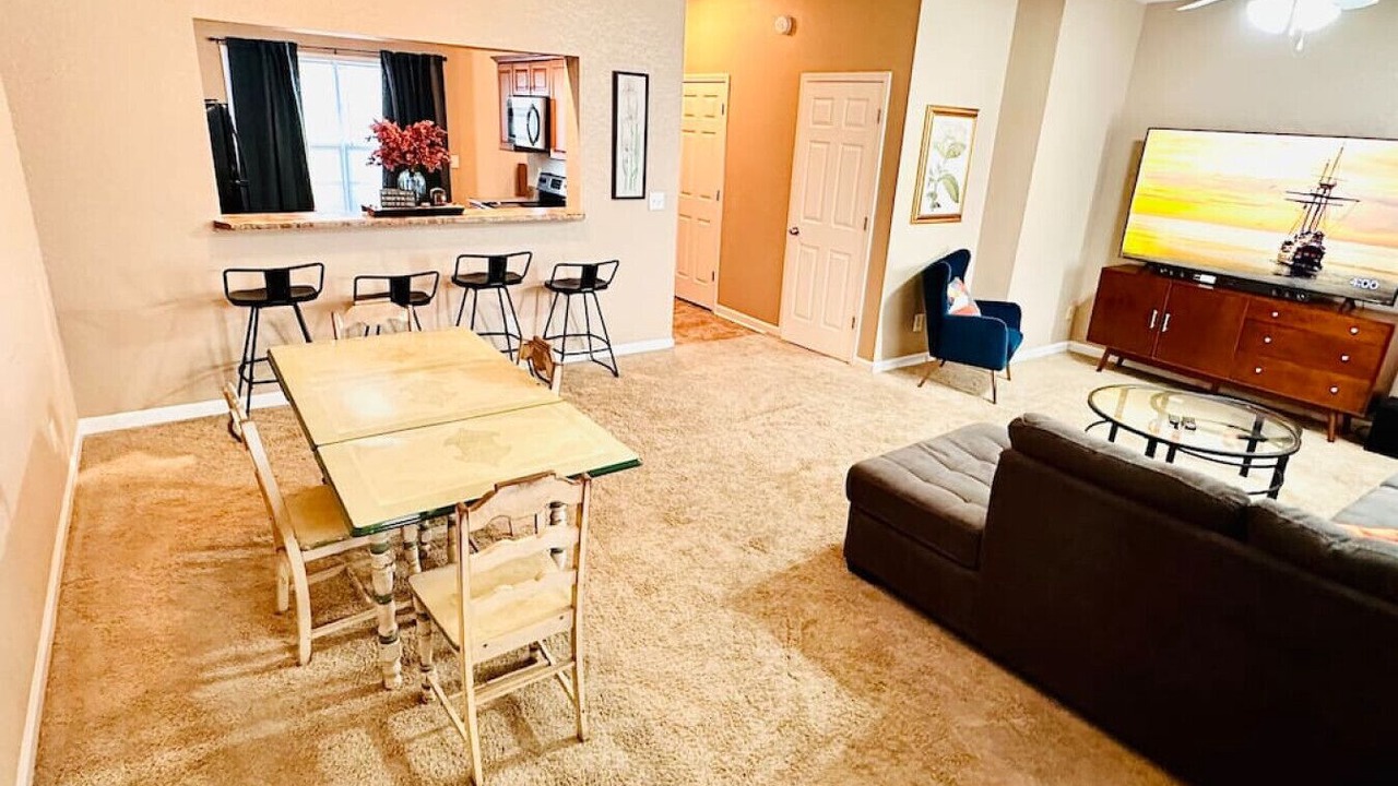Photo of Livingroom in Prattville