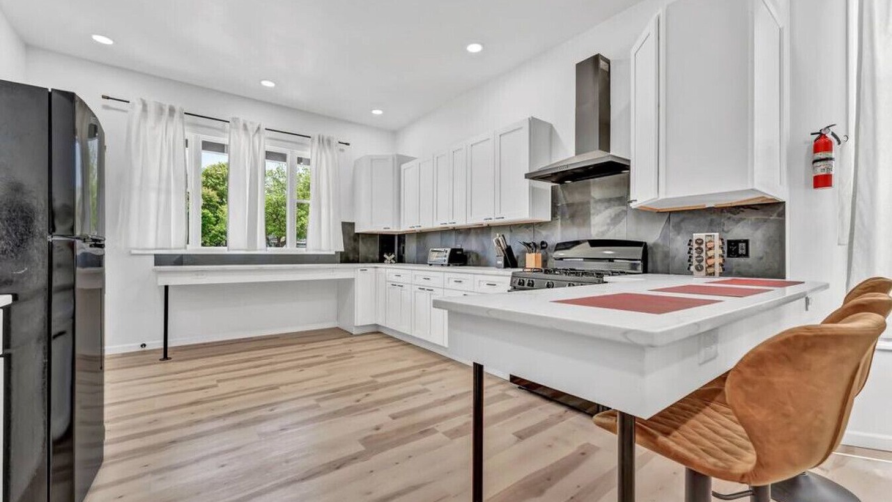 Photo of Kitchen in Lakeview