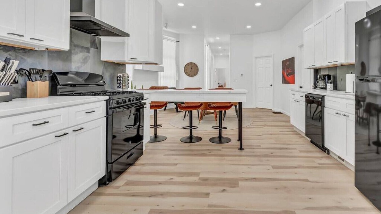 Photo of Kitchen in Lakeview