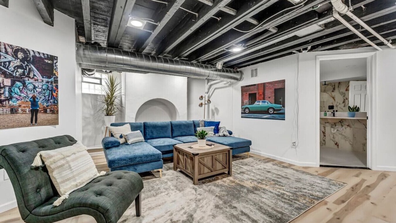 Photo of Livingroom in Lakeview