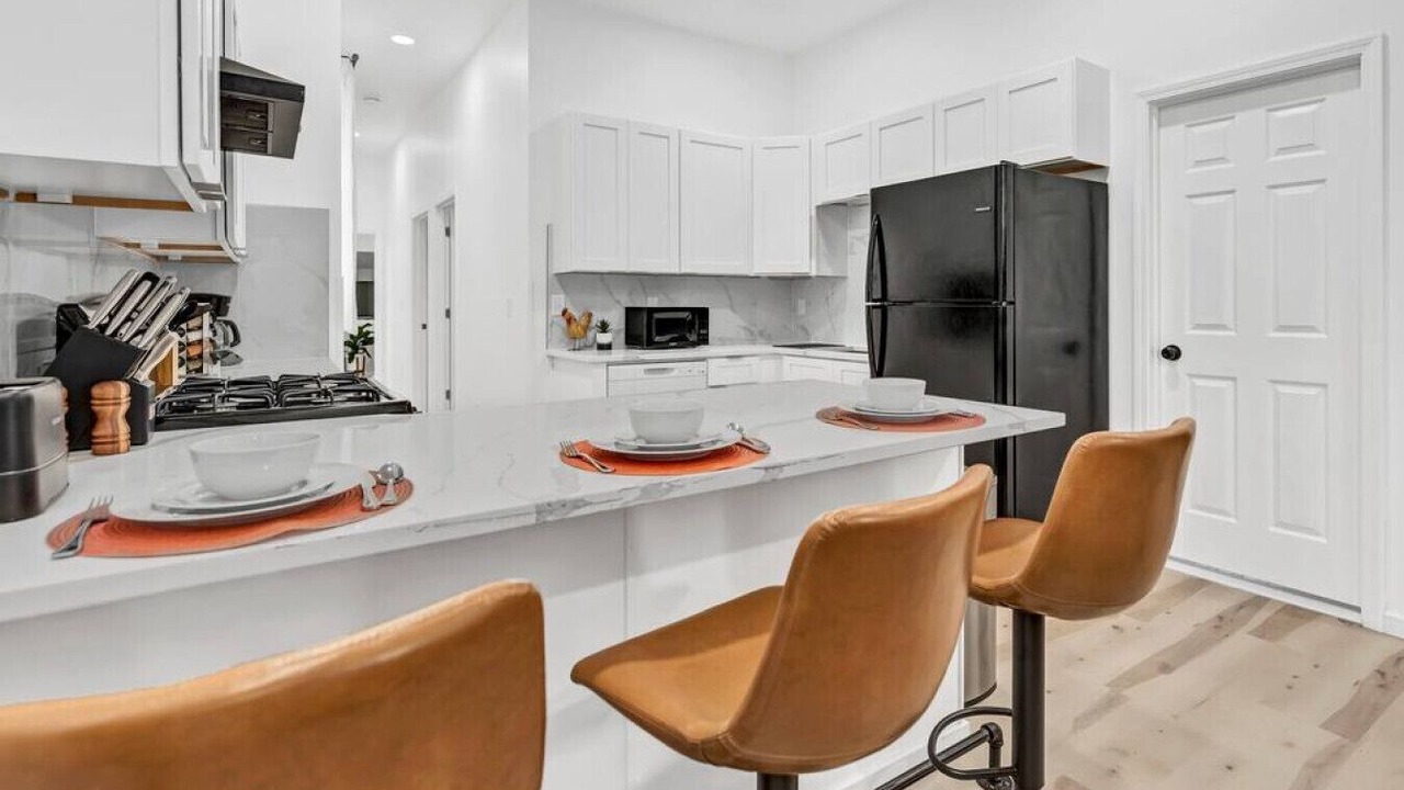 Photo of Kitchen in Front Park