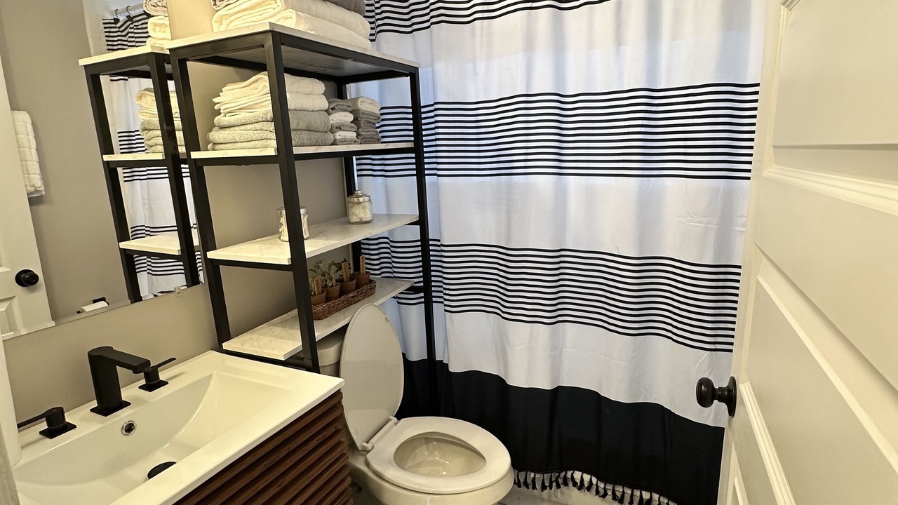 Photo of Bathroom in Crestline Heights