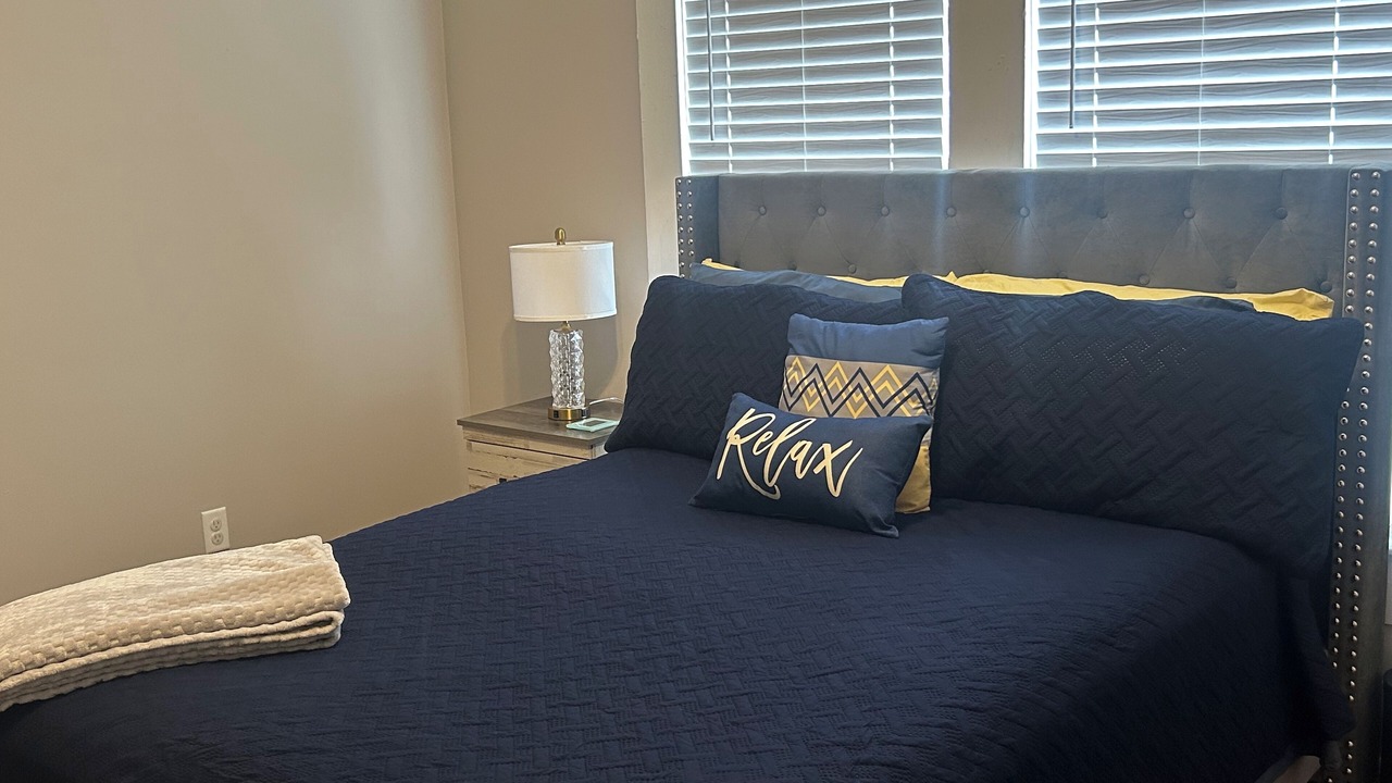 Photo of Bedroom in Crestline Heights