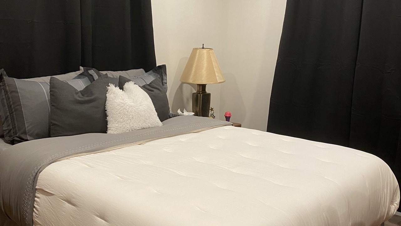 Photo of Bedroom in Lake Peekskill