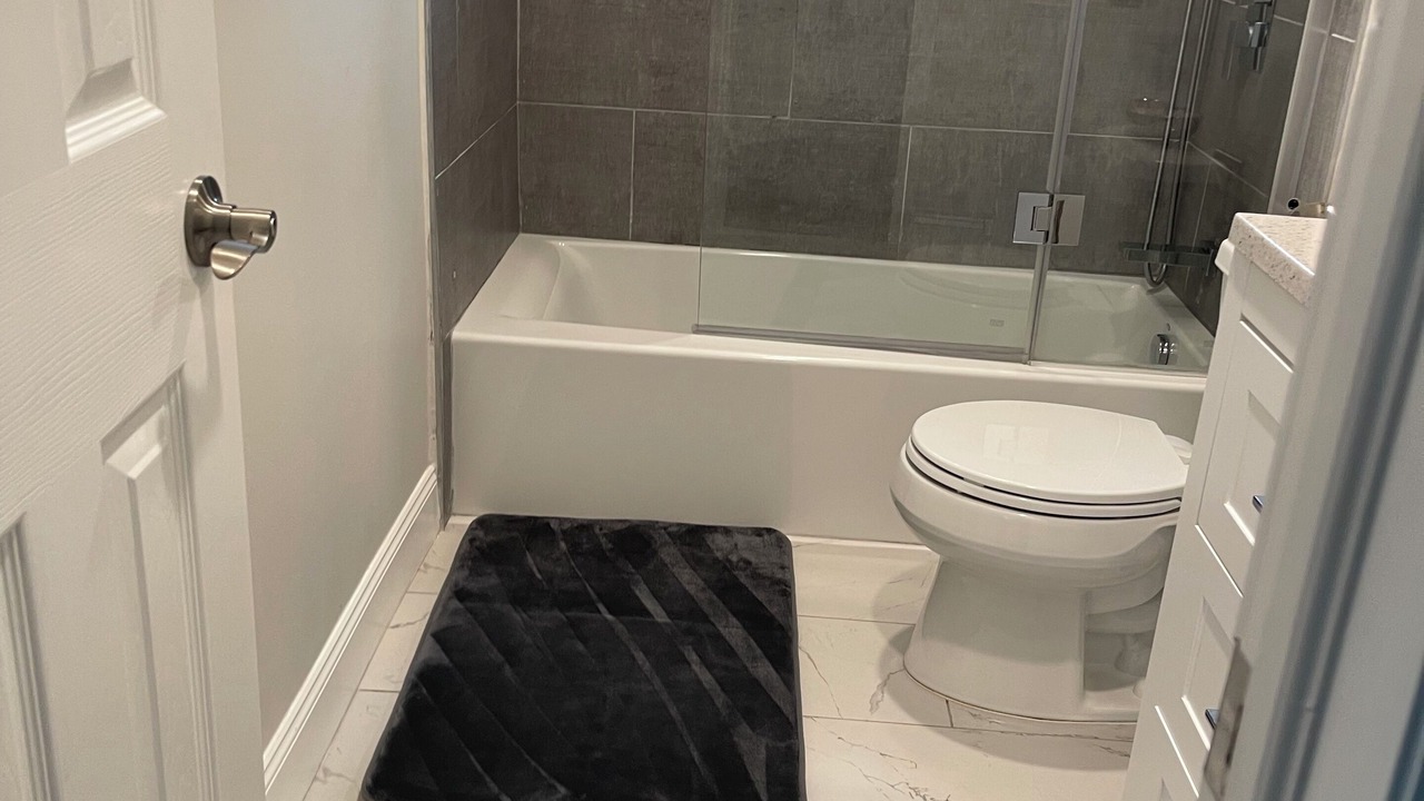 Photo of Bathroom in Lake Peekskill