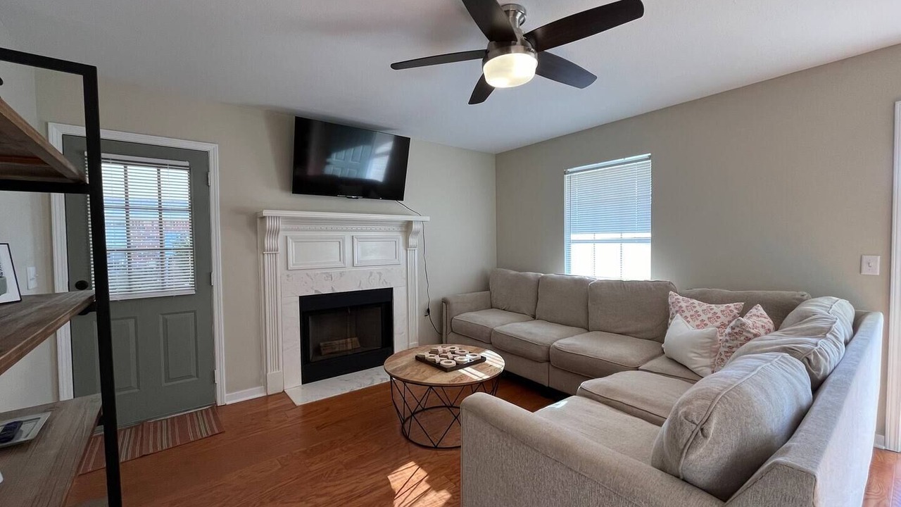 Photo of Livingroom in Flowood