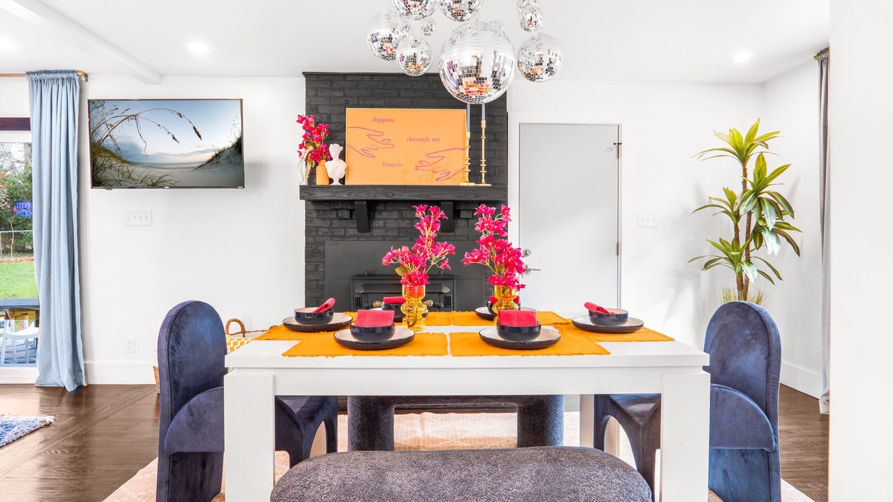 Photo of Livingroom in Toddville Road
