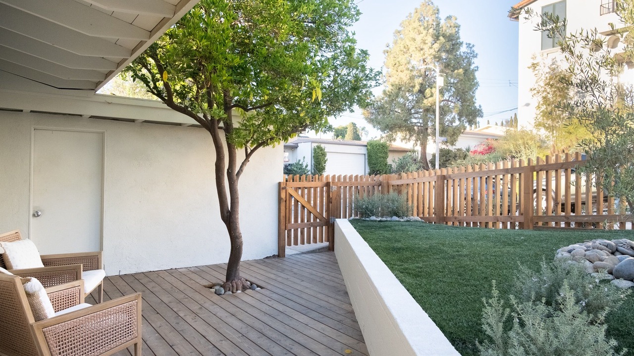 Photo of Patio Balcony in Silver Lake