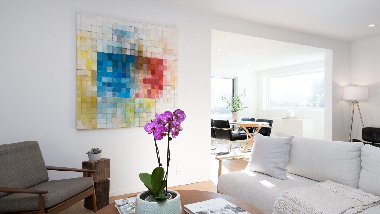 Photo of Livingroom in Silver Lake