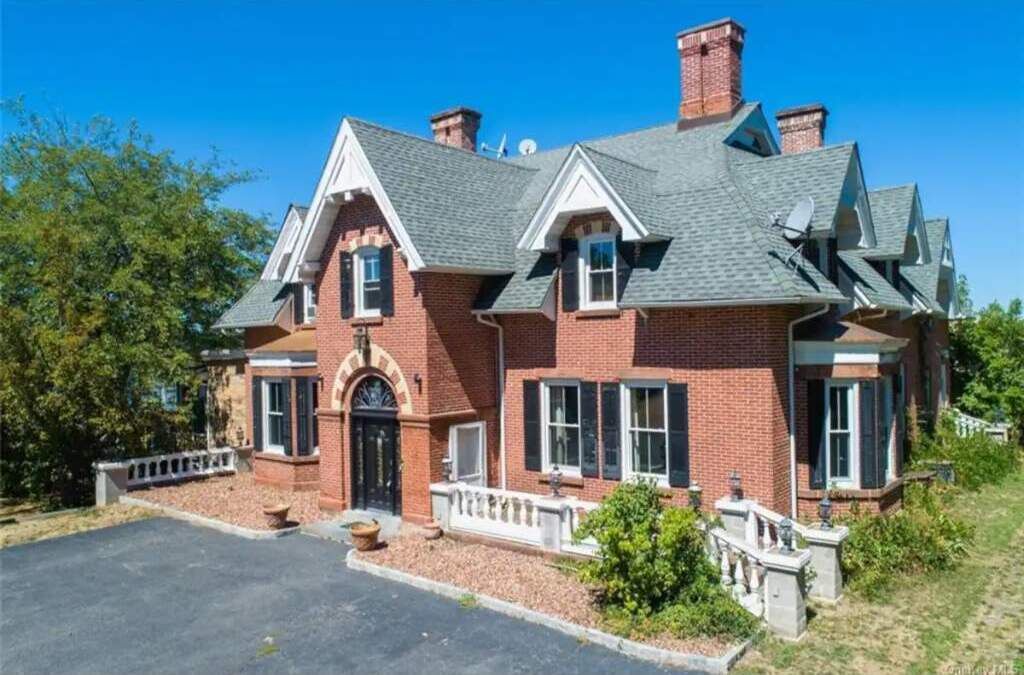 Photo of Outdoor in Beacon
