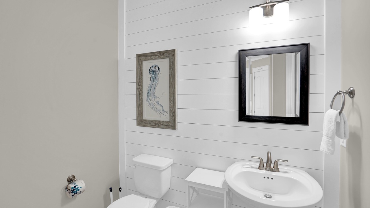 Photo of Bathroom in Orange Beach