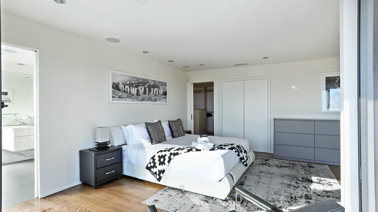 Photo of Bedroom in Hollywood Hills West