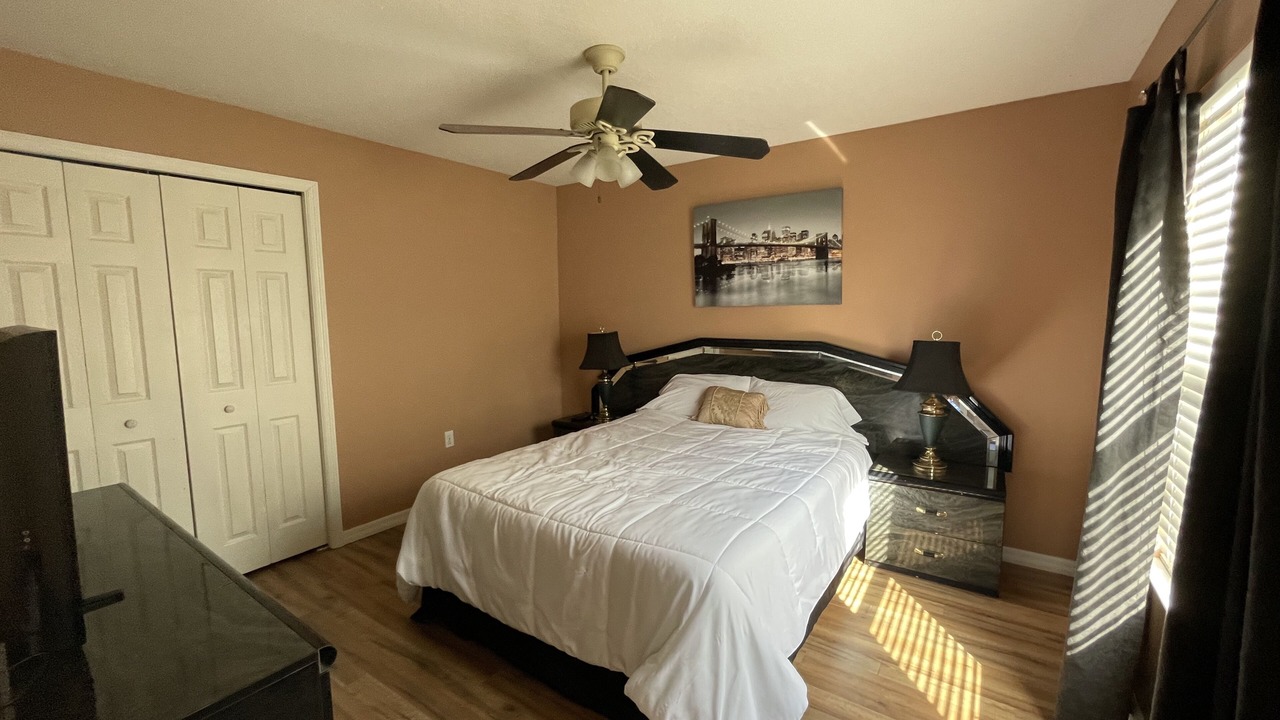 Photo of Bedroom in Lutz