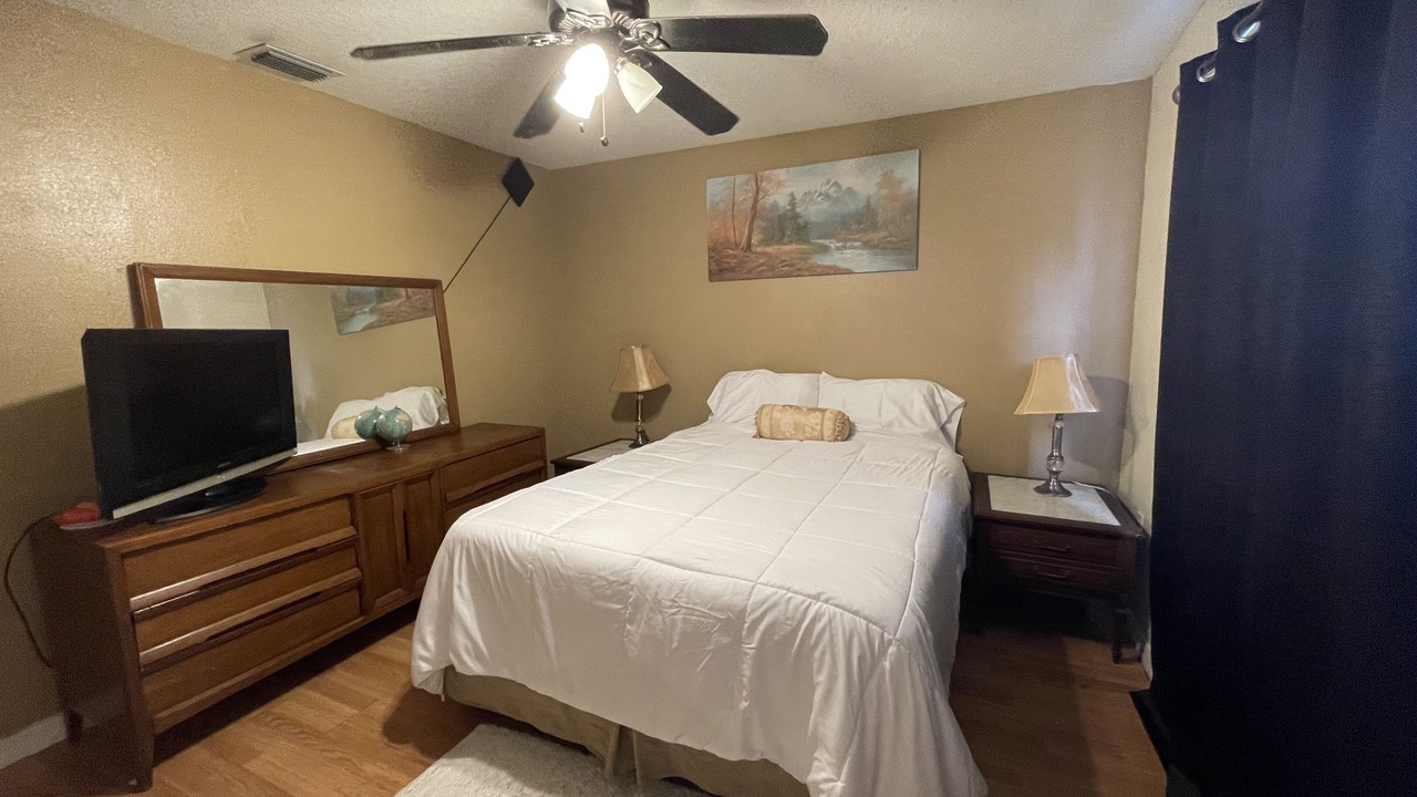 Photo of Bedroom in Lutz