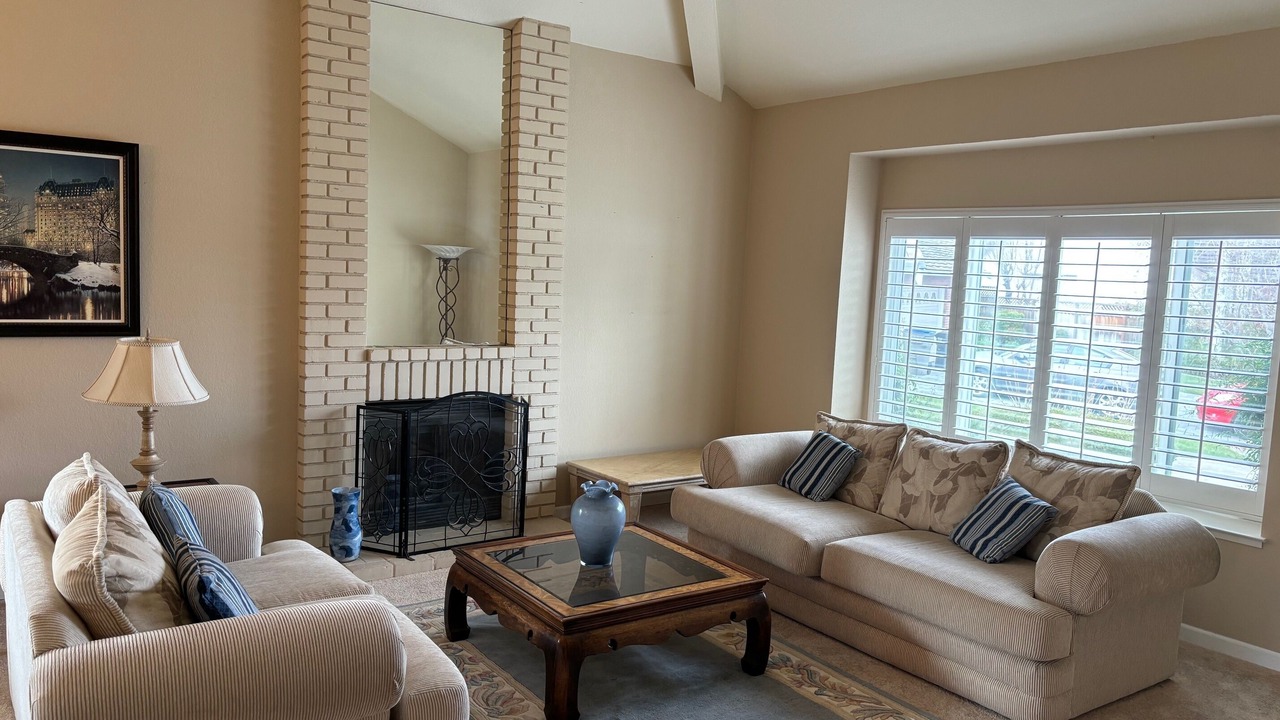 Photo of Livingroom in Branham - Jarvis