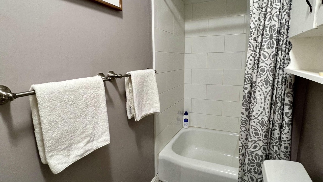 Photo of Bathroom in Palmyra