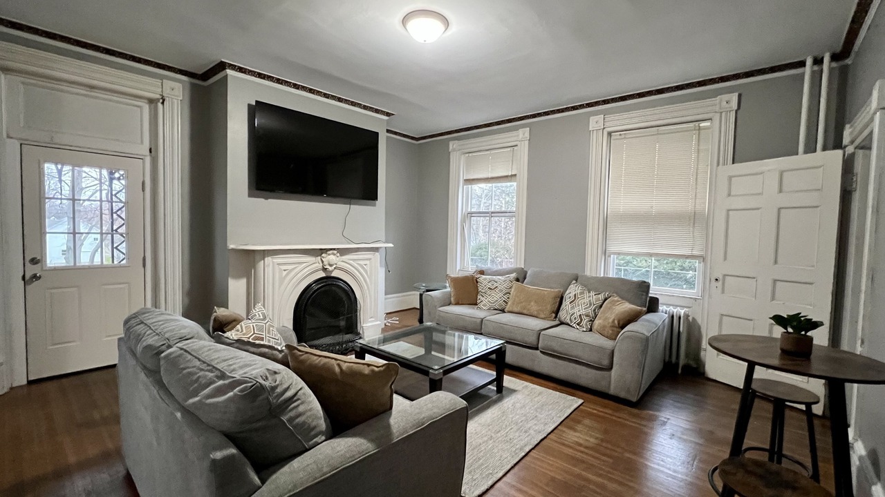 Photo of Livingroom in Palmyra