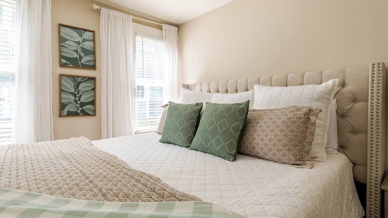 Photo of Bedroom in Tuscaloosa