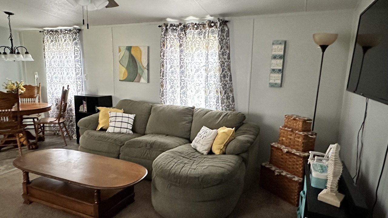 Photo of Livingroom in Edenton