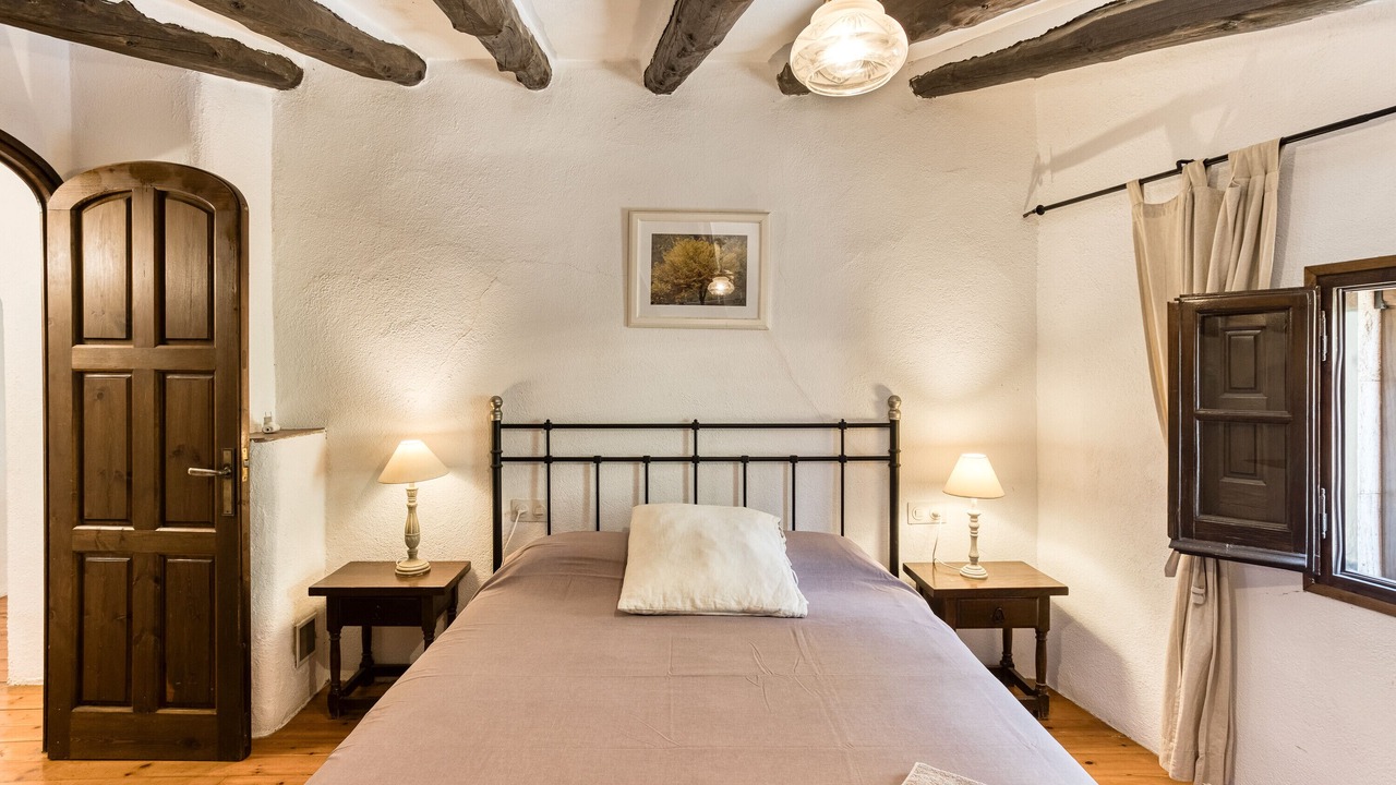 Photo of Bedroom in Esponella