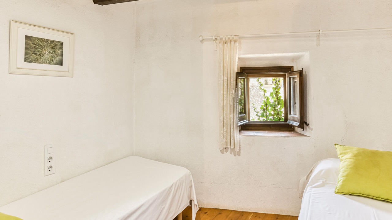 Photo of Bedroom in Esponella